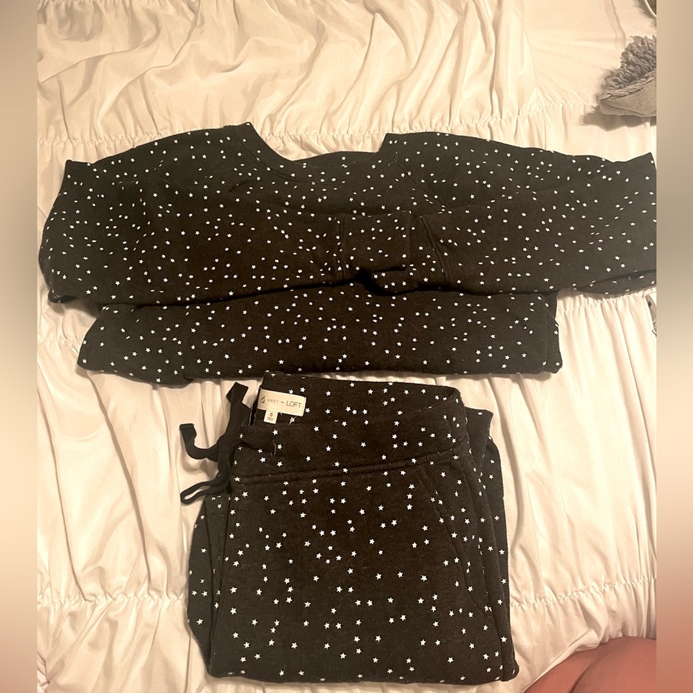 Lou & Grey Grey and White Star Sweat Set